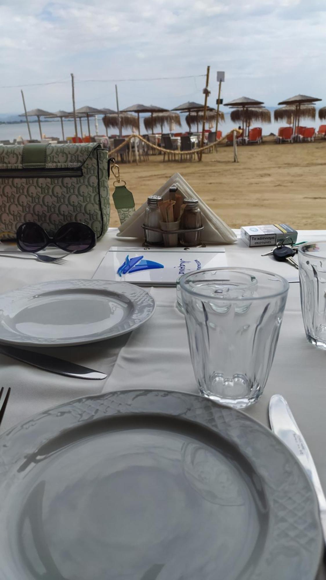 Enjoy Hospitallity At Fully Equipped With Free Parking- Happy Place Apartment Pyrgos (Elis)