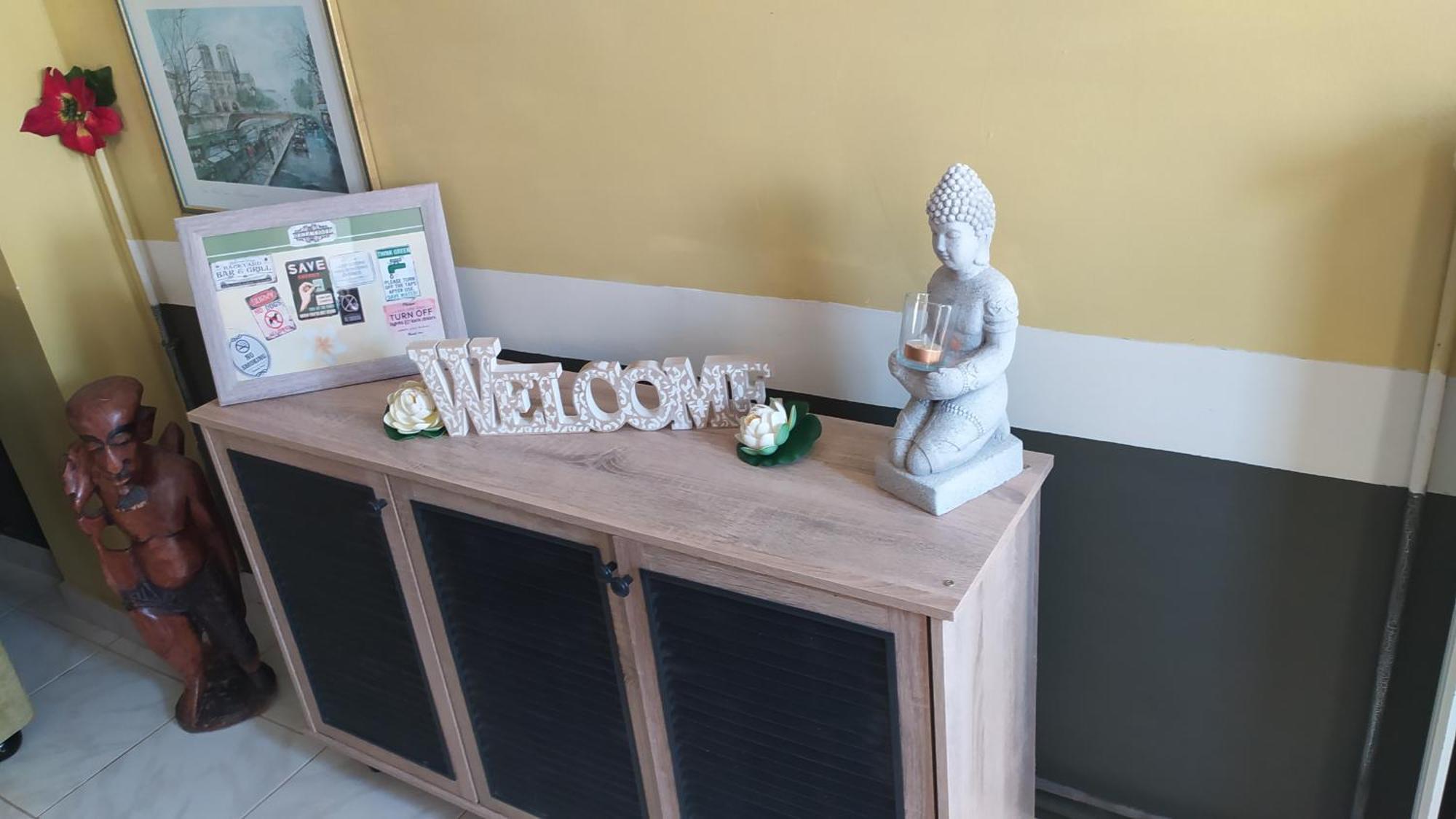 Enjoy Hospitallity At Fully Equipped With Free Parking- Happy Place Διαμέρισμα *
