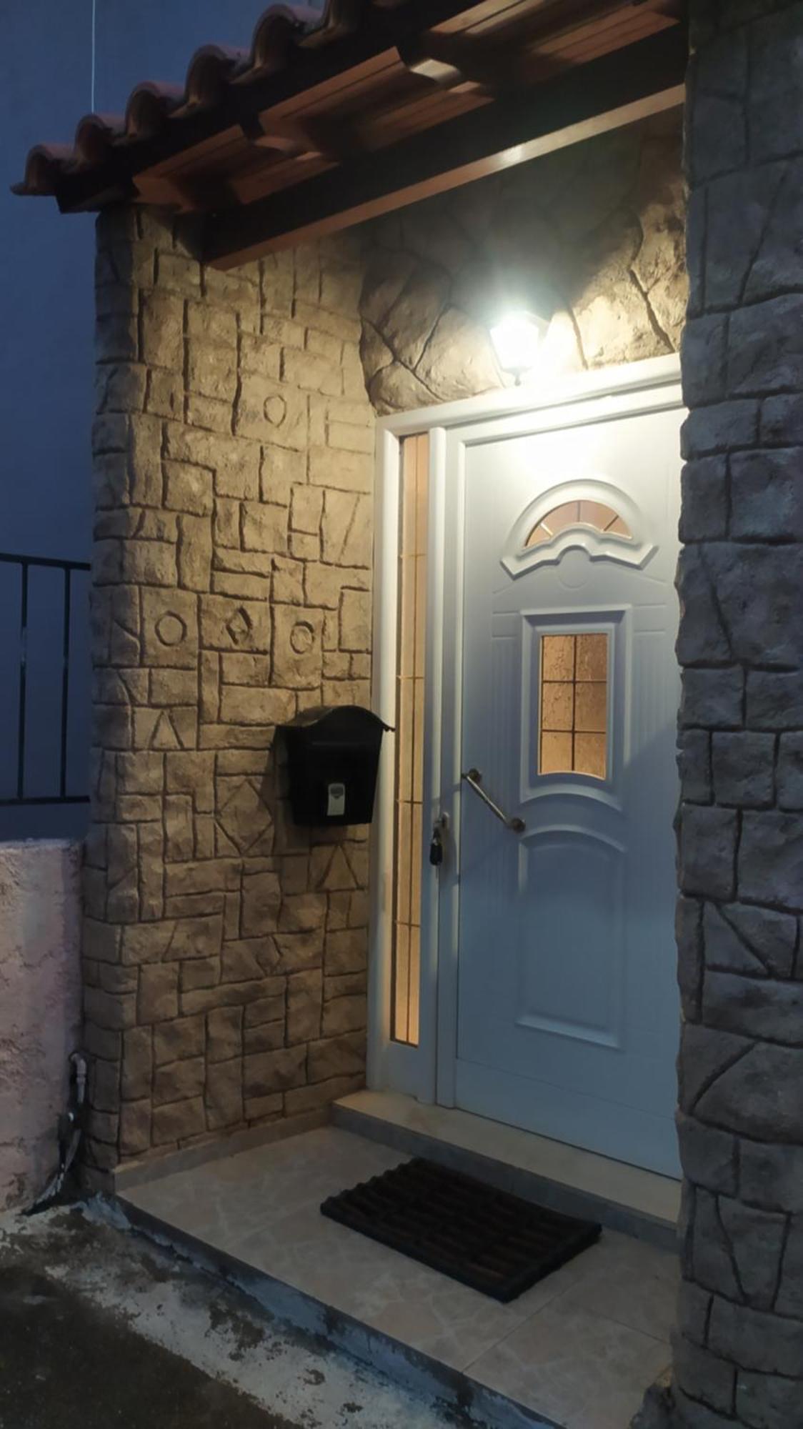 Enjoy Hospitallity At Fully Equipped With Free Parking- Happy Place Διαμέρισμα *